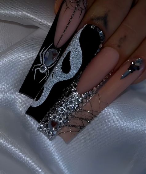 Hallow Nails, Dear Nails, Cute And Easy Nails, January Nails Winter, Classy Winter Nails, Nails Aesthetics, Hair Tomboy, Spooky Nail, Horror Nails