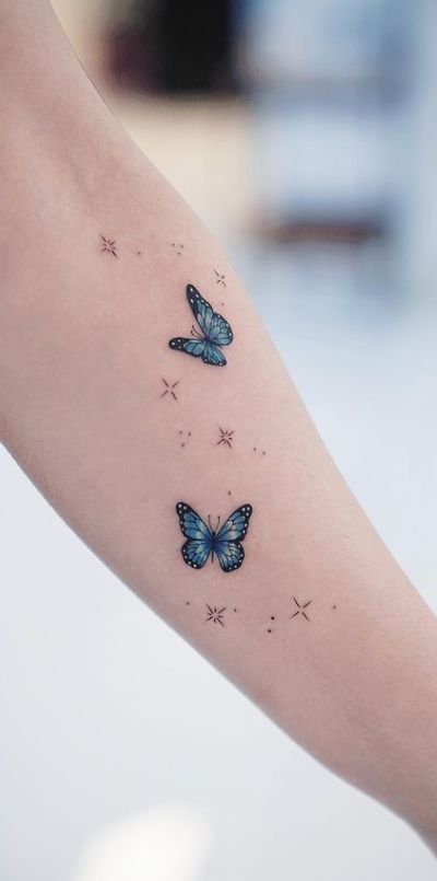 Wrist Tattoos Butterfly, Tattoo Designs Butterfly, Realistic Butterfly Tattoo, Purple Butterfly Tattoo, Colorful Butterfly Tattoo, Monarch Butterfly Tattoo, Blue Butterfly Tattoo, Wrist Tattoo Cover Up, Tattoos Butterfly