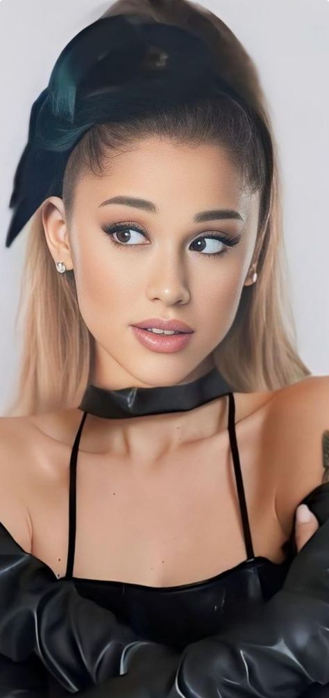 Ariana Grande Cute Wallpapers, Ariana Grande Aesthetic Wallpapers, Ariana Wallpaper, Jonathan Roumie, Adriana Grande, Ariana Grande Images, Ariana Grande Outfits, Ariana Grande Cute, Ariana Grande Wallpaper