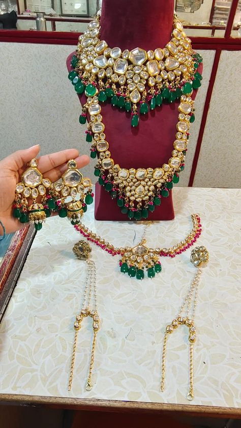 Gold bridal jewellery