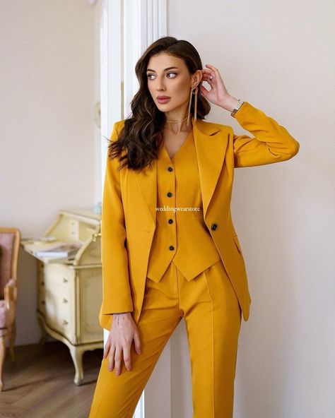 Bridesmaid Suits, Female Suits, Suits Office, Suits Groom, Groom Suits, Office Suits, Pant Suits For Women, Yellow Vest, Office Suit