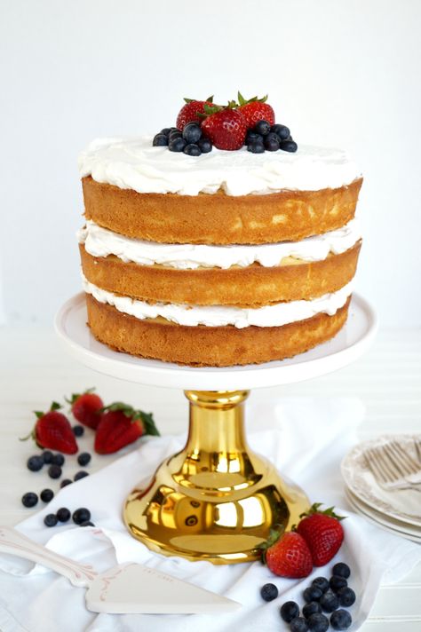 Tres Leches Layer Cake Recipe, Tres Leches Wedding Cake Ideas, Layered Tres Leches Cake, Tres Leches Wedding Cake, Filet Mignon Chorizo, Chocolate Tres Leches Cake, Tres Leches Cake Recipe, How To Stack Cakes, Leches Cake