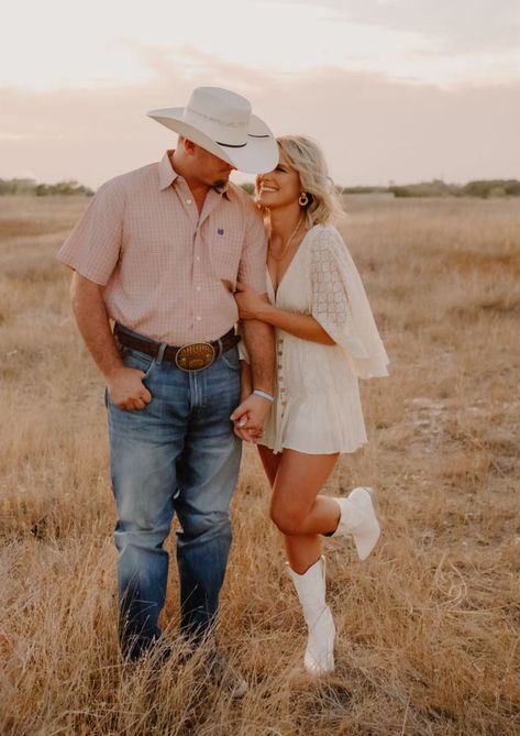 White Short Boots, Engagement Picture Outfits, Cute Engagement Photos, Engagement Pictures Poses, Short Boot, Couple Picture Poses, Bootcut Jean, Engagement Photo Poses, Engagement Photo Outfits