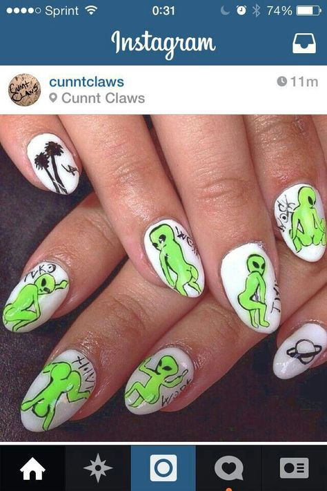 Alien Nails, Neon Green Nails, Unghie Nail Art, Space Nails, Hippie Nails, Pedicure Designs, Edgy Nails, Crazy Nails, Cute Nail Art