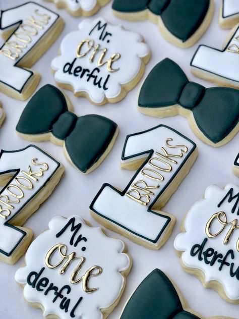 Isnt He Onederful, Mr Onederful Birthday Cookies, Mr Onederful Cookies Decorated, Mr Onederful Birthday Theme, Mr Onederful Birthday Party Ideas Food, Mr Onederful Cookies, Mr Wonderful 1st Birthday Theme, Onederful First Birthday, Me Onederful Birthday