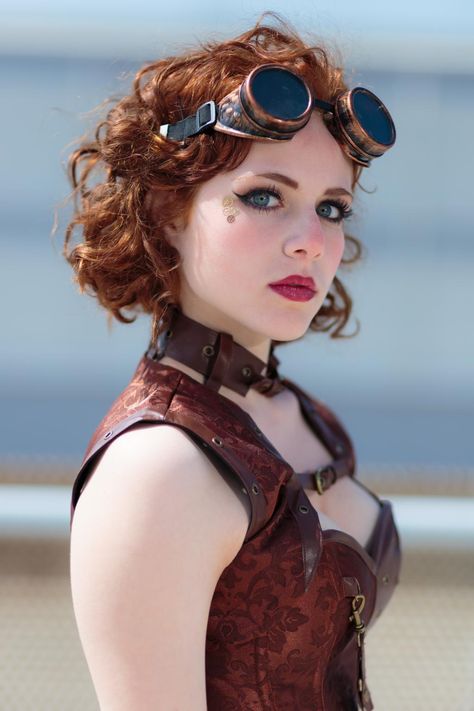 Steampunk Lady by MarcoFiorilli on DeviantArt Steampunk Shorts, Steampunk Makeup, Steampunk Mode, Moda Steampunk, Steampunk Hairstyles, Mode Steampunk, Dark Circus, Steam Girl, Steampunk Goggles