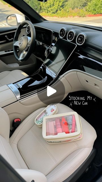 Car Interior Design Aesthetic, Restocking Car, Cozy Car Interior Aesthetic, Minivan Aesthetic, Car Makeover Interior, Car Organization Aesthetic, Whats In My Car, Girly Car Aesthetic, Organizing And Restocking