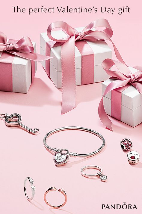 Seen something you love? Drop a few hints this Valentine’s Day to get the gift you really want. Whether it’s a floating locket, a new heart charm or a sparkling ring. Make it a day to remember and celebrate your love with beautiful gifts from PANDORA Jewelry. Selamat Hari Valentine, Jewelry Photography Styling, German Silver Jewelry, Hari Valentine, Mall Of America, Jewelry Photoshoot, Close Friends, Jewelry Photography, Valentines Jewelry