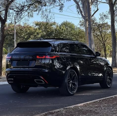 Black Suv Cars, Range Rover Velar Black, Range Rover Evoque Black, Range Rover Sport Black, Black Vehicles, Carros Suv, Dream Cars Range Rovers, Black Suv, Range Rover Black