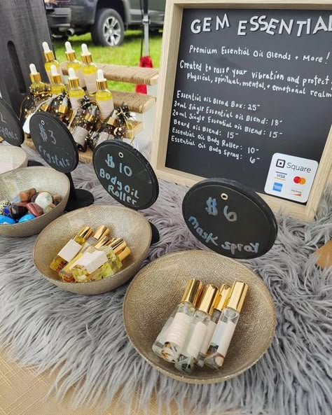 Bazaar Booth Ideas Perfume, Essential Oil Display Ideas Diy, Essential Oil Retail Display, Essential Oil Vendor Booth Ideas, Skincare Display Ideas, Essential Oil Display Ideas, Vender Booth Ideas, Potion Recipes, Essential Oil Business