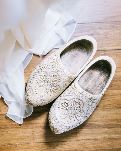 Dutch Wedding, Movie Wedding Dresses, Dutch Clogs, Fun Wedding Shoes, Natural Bedding, Iconic Weddings, Wedding Movies, South Carolina Wedding, Leather Apron