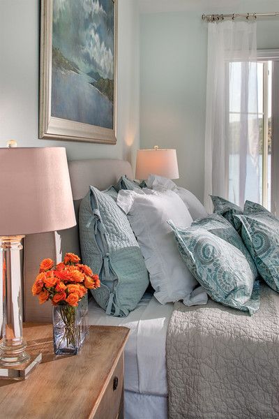 Guest Blogger: Kim of Kim Hoegger Home | House of Turquoise Turquoise Bedroom, Vineyard House, Bedroom Turquoise, Bed Making, Barclay Butera, House Of Turquoise, Pretty Bedroom, Dreamy Bedrooms, Pretty Room