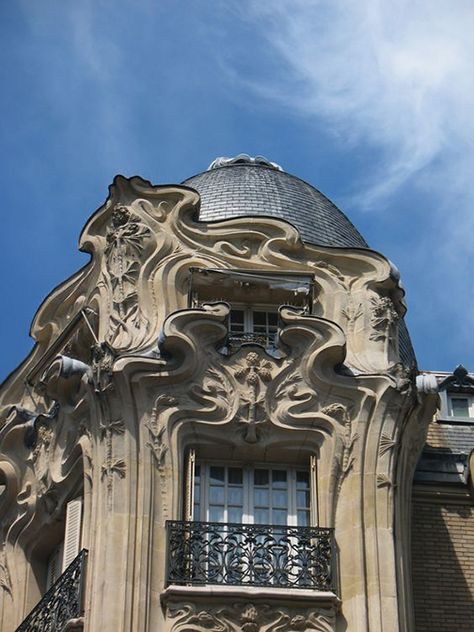 Details, details...Arch. Alfred Wagon, Paris, France, photo by Julio Herrera Ibanez via Flickr. https://musetouch.org/?cat=19 Modern Beaux Arts Architecture, Art Nouveau Design Architecture, Art Deco Arches Architecture, Noveau Art Architecture, Beau Arts Architecture, Art Nevou Architecture, L'art Nouveau, Art Nouveau Paris, Art Nouveau Buildings