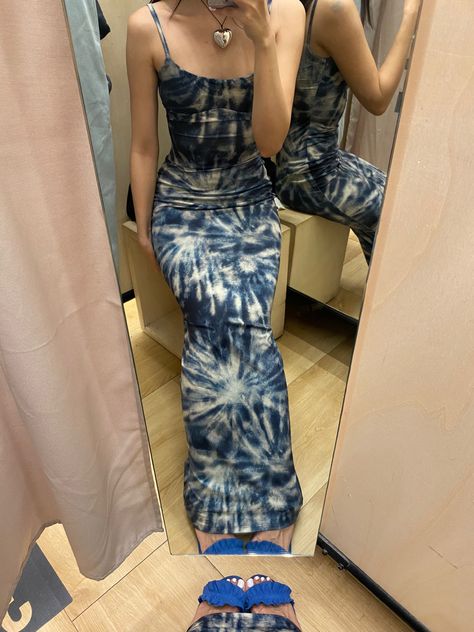 #dress #bershka #tiedyeyoursummer #summer #ootd #outfits #fashion #inspofashion #inspo★ʾʾ Summer Ootd, Ootd Outfits, Dye Dress, Tie Dye Dress, Outfits Fashion, Cute Fits, Summer Clothes, Blue Dresses, Long Dress