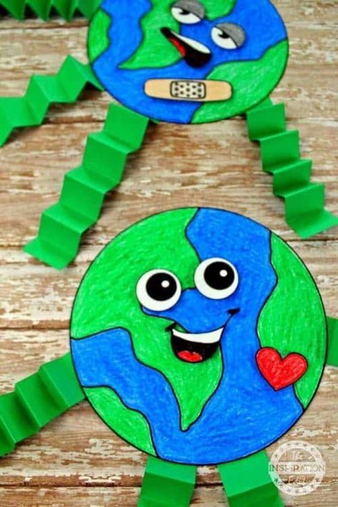 Adorable World Craft with eyes and mouth. When is Earth Day? It is April 22nd. This Earth day, embrace these Earth Day Crafts Ideas for Kids to raise awareness and support for protecting our environment with your children. #FrugalCouponLiving #earthdaycrafts #earthday #earthdayideas #crafts #craftsforkids #earthcrafts #EnvironmentallyFriendly #Upcycle #Environment Earth Day Craft, Earth Activities, Earth Week, Earth Day Projects, Earth Craft, April Crafts, Earth Day Crafts, Earth Day Activities, Diy Classroom