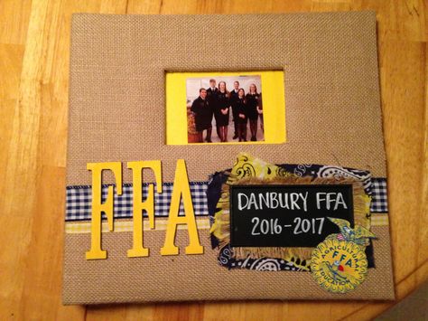 FFA Scrapbook cover.  Really cute!! Ffa Scrapbook Ideas Layout, Ffa Reporter, Ffa Scrapbook Ideas, Ffa Scrapbook, Ffa Ideas, Cute Scrapbook, Family Scrapbook Layouts, Ag Teacher, Scrapbook Inspo