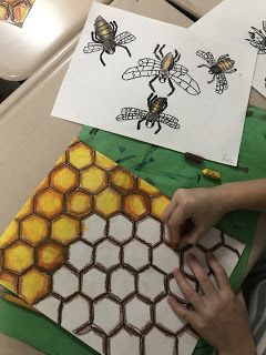 Elements of the Art Room: Beautiful 3rd grade Beehives! 3rd Grade Art Lesson, Third Grade Art, Spring Art Projects, 2nd Grade Art, 4th Grade Art, 5th Grade Art, 3rd Grade Art, Art And Craft Videos, Elementary Art Projects