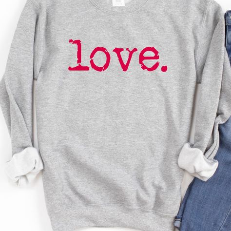 Embrace the warmth of love this Valentine's Day with our irresistibly cozy and stylish sweatshirt. Crafted with the utmost care, it is the perfect addition to your seasonal wardrobe. #ValentinesFashion #LoveInTheAir #CozyChic Valentines Day Outfits For Women Casual, Valentines Day Tshirt Ideas, Valentine Shirt Ideas, Valentines Clothing, T Shirt Text Design, Valentines Day Shirts For Women, Craft Clothes, Holiday Sweatshirts, Couple T Shirt Design