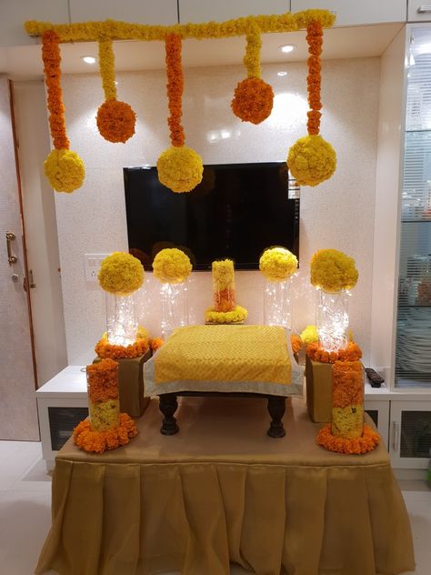 Griha Pravesh Decoration, Lakshmi Pooja Decoration Ideas, Diwali Lakshmi Pooja, Pooja Decoration Ideas, Diwali Lakshmi, Gauri Ganpati, Mehandi Function, Griha Pravesh, Chaturthi Decoration