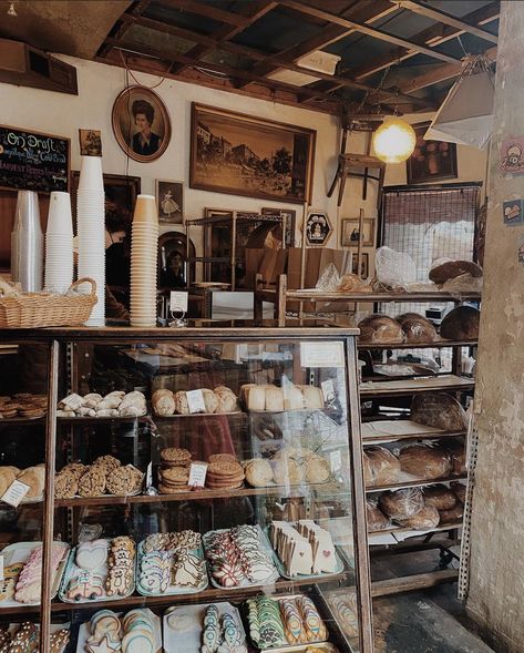 Bakery Treats Aesthetic, Village Bakery Aesthetic, Pie Bakery Aesthetic, Neutral Bakery Aesthetic, Country Bakery Aesthetic, Autumn Bakery Aesthetic, Forest Bakery Aesthetic, Halloween Bakery Aesthetic, Cafe And Bakery Aesthetic