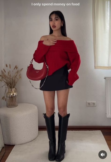 Cold Outfits Night Out, Casual Red Dress Outfit, 2006 Outfits, Red Outfits Aesthetic, Red Sweater Outfit, Winter Fashion Outfits Casual, Ținută Casual, Mode Ootd, Looks Chic