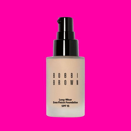 Bobbi Brown Long-Wear Even Finish Foundation   - 7 Foundations That Cover Dark Spots Like A Boss Kate Middleton Makeup, Long Wear Foundation, Spf Foundation, Bobbie Brown, Foundation For Dry Skin, Foundation For Oily Skin, Foundation With Spf, Moisturizing Foundation, Compact Foundation