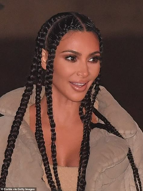 Jovial: Kim appeared to be in jovial spirits as she arrived at the venue ahead of the presentation Kim Kardashian Style Casual, Kim Kardashian Blazer, Kim Kardashian Meme, Kim Kardashian Nails, Kim Kardashian Blonde, Kim Kardashian Braids, Kardashian Braids, Kimberly Kardashian, Kim Kardashian Before