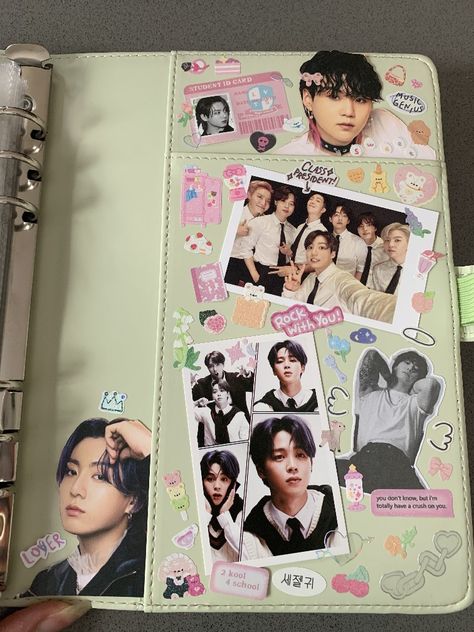 Kpop Pc Binder, Macaron Binder, Folder Decoration, Binder Inspiration, Pc Binder, Binder Deco, Binder Decoration, Kpop Binder, Photocard Binder