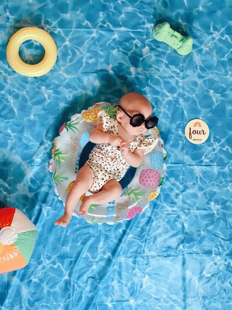 Pool Baby Photoshoot, 6 Month Summer Baby Pictures, Baby Girl Photoshooting Ideas For Summer, June Baby Photoshoot Ideas, Summer Infant Photoshoot, Summer Baby Milestone Picture, June Baby Monthly Picture, Summertime Baby Photoshoot, June Baby Milestone Picture