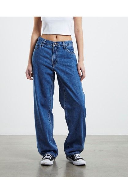 Levis Baggy Dad Jeans, Clothes Folds, Levis Dad Jeans, Blue Baggy Jeans, Dad Style, 90s Baggy, My Purse, Weekday Jeans, Dad Fashion