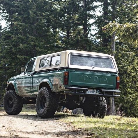 Classic Toyota Truck, 1996 Toyota Tacoma, 1980 Toyota Pickup, Old Toyota Trucks, Toyota Trucks 4x4 Old, Toyota Chinook, Offroad Trucks 4x4, Old Toyota, Toyota Trucks 4x4