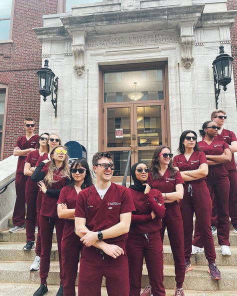 Harvard Dental School, Harvard Medical School Aesthetic, Harvard Med School, Med School Graduation, Dental Medicine, Dream University, Medical Pictures, Medical Student Motivation, College Motivation