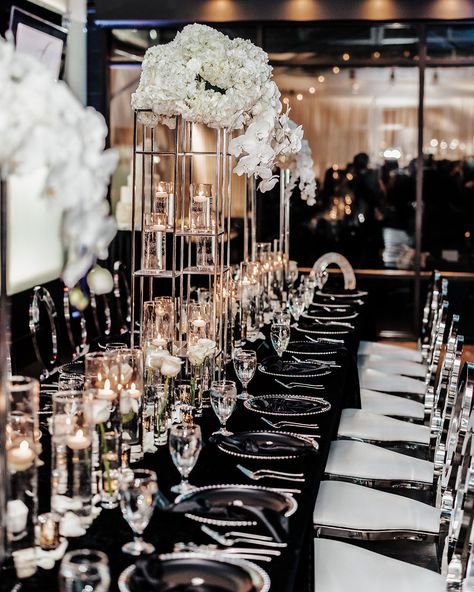 Black and white wedding reception with silver chairs and chargers Black Tie Wedding Decor, Black Tie Wedding Reception, Silver Wedding Reception, Black Silver Wedding, Silver Wedding Theme, White Silver Wedding, Gala Decorations, Silver Wedding Decorations, Black Wedding Decorations