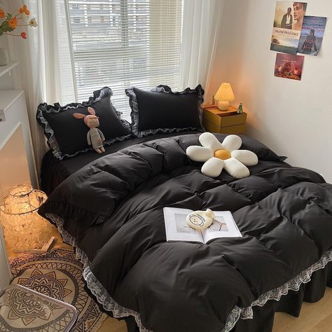 MOOWOO Chic Ruffle Lace Polyester Duvet Cover Set -Girl Black Bedding-3 Piece Full Duvet Cover with Zipper Closure -Ultra Soft and Light Weight Quilt Skirt, Envelope Pillowcase, Simple Envelope, Lace Bedding Set, Pink Bed, Bed Duvet, Lace Bedding, Casa Vintage, Ruffle Bedding