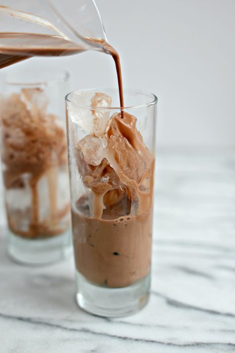 This iced hot chocolate may be the best thing I've sipped through a straw in looooong time. Chocolaty, refreshing and did I mention chocolaty! Ice Hot Chocolate, Iced Hot Chocolate Recipe, Ice Chocolate Drink, Iced Hot Chocolate, Chocolate Drink Recipes, Cocoa Drink, Coffee Ice Cubes, Cold Coffee Recipes, Coconut Whipped Cream