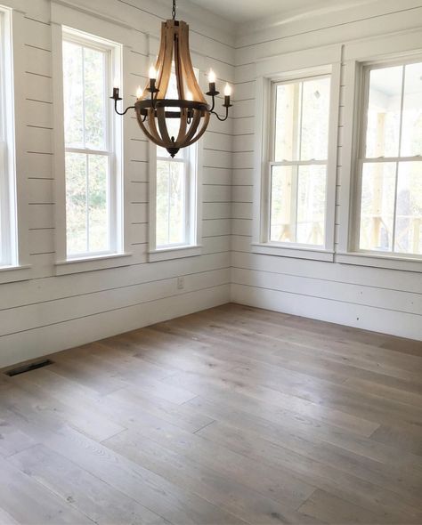 Shiplap Sunroom, Sunroom Ceiling Ideas, Farmhouse Ceiling Ideas, Good Vibe Tribe, Beach Interior, Seattle Homes, Vibe Tribe, Fresh Prince, Empty Room