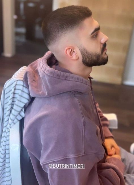 Men Small Haircut Styles, Stylish Buzzcut Men, Mid Fade Buzzcut Men, Modern Buzzcut Men, Small Haircut For Men, Short Buzz Cut Men, Army Haircut Men, Men Skin Fade, Small Hairstyles For Men