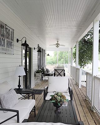 My Greatest Accomplishment in 2019 - The Waco Fixer Upper Home Remodel - MY 100 YEAR OLD HOME Screened In Porch Farmhouse, Modern Farmhouse Porch, 100 Year Old Home, Round Patio Table, Fixer Upper Home, Boho Cottage, Farmhouse Front Porches, Side Porch, Porch Furniture