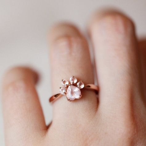 Simple Elegant Engagement Rings, Geek Engagement Rings, Superhero Rings, Ring Cat, Paw Print Ring, Paw Jewelry, Paw Ring, Rose Quartz Color, White Quartz Crystal