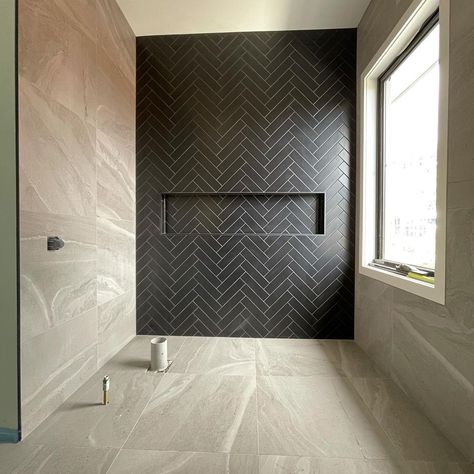 Triple T Professional Tiling on Instagram: “🔥🔥🔥FF bathroom & master en-suite done and dusted for @c_kon_pty_ltd using 600 x 600mm porcelain tiles & 300 x 75 herringbone feature wall .…” Black Wall Tiles Bathroom, En Suite Inspiration, Black Tile Feature Wall Bathroom, Bathroom With Feature Tiles, Black Herringbone Shower Tile, Master Bath Feature Wall, En Suite Tiles, Feature Tile Bathroom, Black Feature Wall Bathroom