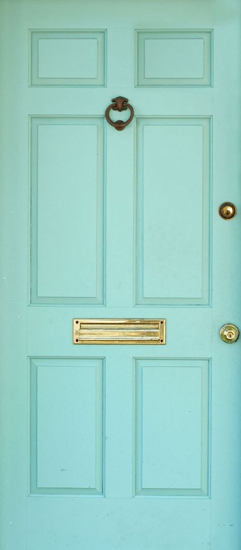 Everything to Consider When Painting Your Front Door Bright Painted Front Doors, Aqua Doors Front Entrance, Turquoise Front Door Colors, Colorful Front Doors, Tiffany Blue Front Door, Beach House Exteriors, Front Door Paint Ideas, Door Paint Ideas, Blue Front Doors