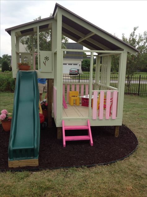 This would be a cool idea Garage Playground, Backyard Playset, Diy Playhouse, Backyard Playhouse, Build A Playhouse, Outdoor Play Area, Kids Outdoor Play, Playhouse Outdoor, Play Yard