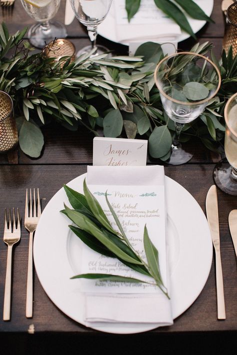 Eucalyptus + olive branch accents Botanical Wedding Table, Decoration Evenementielle, Rustic Wedding Decorations, Wedding Place Settings, Wedding Table Decorations, Botanical Wedding, Wedding Table Settings, Wedding Tablescapes, Wedding Places