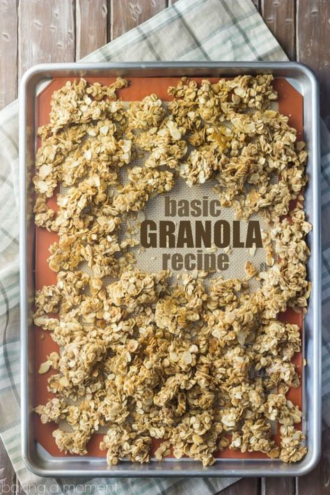 Best ever basic granola recipe- this can be customized in a million different ways, but it's really amazing as-is too! Slender Wonder, Basic Granola Recipe, Basic Granola, Breakfast Protein, Granola Recipe Healthy, Granola Recipe Homemade, Breakfast Oatmeal, Oreo Brownies, Granola Healthy