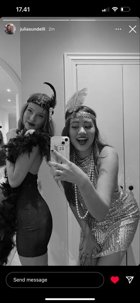 Speakeasy Costume Women, 20 Costume 1920s, Nye Costume Ideas, Great Gabsy Halloween Costume, Through The Decades Party Outfit, Flappers 1920s Costume, Charleston Style 1920s, 20s Costume Ideas, Gatsby Costume Women