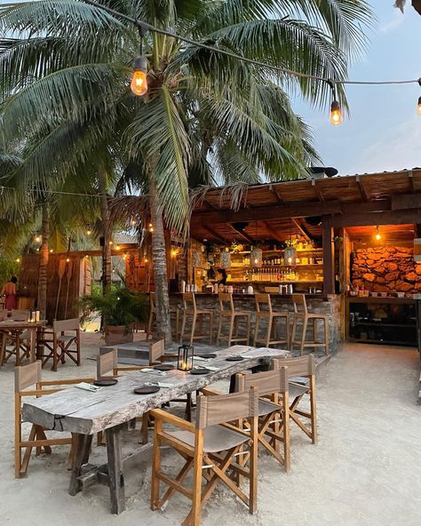 Casa las Tortugas is home. It was built as a family home with its doors always open to welcome friends and guests… | Instagram Beach Bar Ideas, Aesthetic Bars, Man Made Beach, Caribbean Bar, Beach Restaurant Design, Luxury Restaurant Interior, Cafe And Bar, Outdoor Restaurant Design, Beach Restaurant