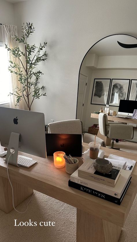 Minimalist Beauty Room, Work Set Up Aesthetic, Small Home Office Aesthetic, Mac Desk Aesthetic, Inspirational Office, At Home Office Inspiration, Working From Home Setup, Organic Modern Desk Setup, Home Office Decor Standing Desk