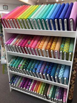 Fabric Store Fixtures, Sewing Store Design, Fabric Store Design Interior, Fabric Stash Organization, Fabric Shop Display, Fabric Store Displays, Fabric Store Design, Store Shelves Design, Clothing Store Displays