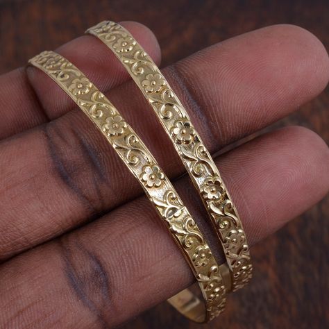 "Indian Gold Bangle, Gold Filled Bangle, Gold Bracelet, Bangle, Gold Filled Bracelet, women Gold Bangle, Stacking Bangle, Gold Bangles ♥ DETAILS ♥ *Materials: Brass *Size: All sizes are available. ♥ DELIVERY ♥ *IMPORTANT: Before placing an order, please double check your delivery address is correct and complete to avoid delays and lost packages. *You can return your purchased item within 15 days after successful delivery. *We offer a 100% \"Money Back Guarantee\" if you are not satisfied with your purchase. MORE RINGS: https://www.etsy.com/in-en/shop/JewelryIndiaArt Thank you for visiting our shop! If you have any questions, please do not hesitate to send us a message.     JewelryIndiaArt" Bracelet Women Gold, Bracelet Bangle Gold, Gold Bracelet Bangle, Bangle Stacking, Wedding Bangles, Gold Bangles Indian, Bangle Gold, Jewelry Aesthetic, Gold Armband