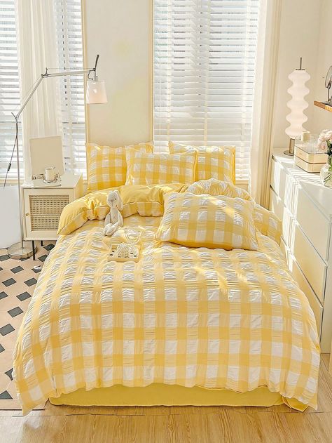 Yellow  Collar     Embellished   Bedding King Size Bedding Sets, Double Duvet Covers, Yellow Bedroom, Double Duvet, Bed Lights, Fabric Bed, Duvet Cover Pattern, Bed Sets, Quilt Cover Sets